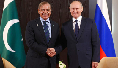 Russian President Putin meets with Pakistani PM Sharif